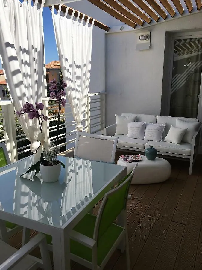 A Gem Apartment With Terrace contacts